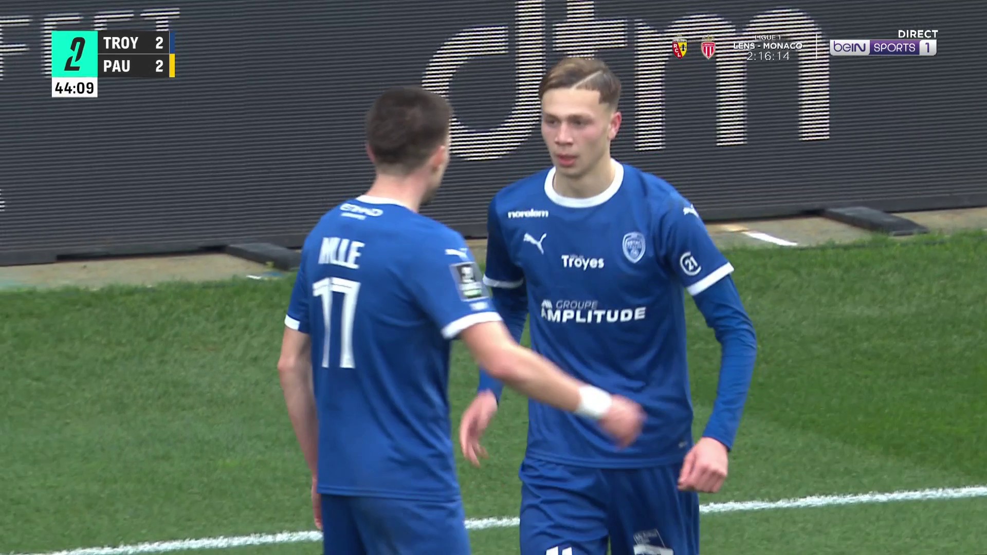 Ligue 2 : De 2-0 à 2-2 en deux minutes, l'incroyable retour de Troyes !