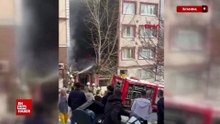 İstanbul'da gecekondu alev alev yandı