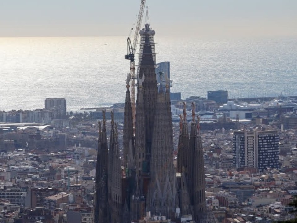 Mit 172,5 Metern: Höchster Kirchturm der Welt fertiggestellt