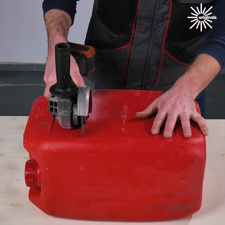 DIY toolbox from a plastic can 💡🔩