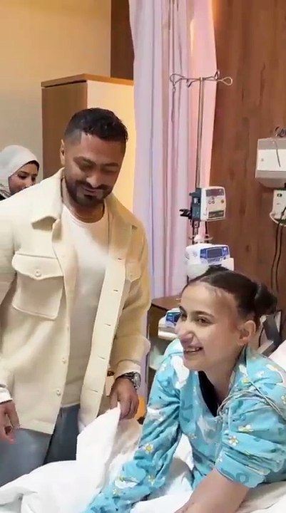 الفنان تامرحسني يفتتح غرفة العنايه المركزه الرابعه له كصدقه جاريه داخل مستشفى الناس للعلاج المجاني