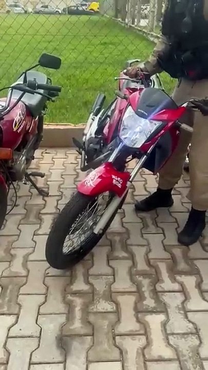 PM faz operação em Umuarama e apreende 20 motos; maioria tinha escapamento adulterado