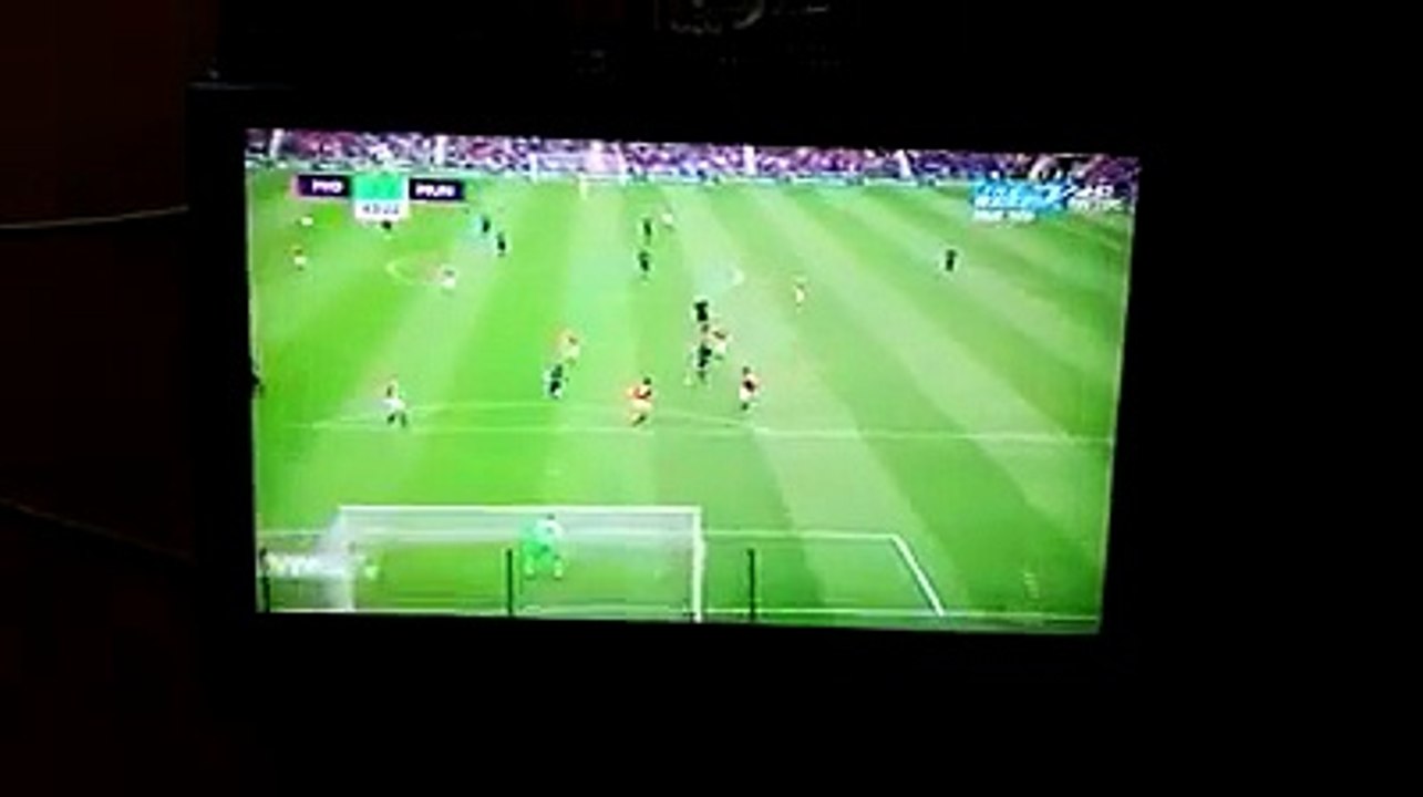 Xem lại bàn thắng nâng tỷ số lên 2-0 của Jesse Lingard trong Trận Đấu gặp Middlesbrough