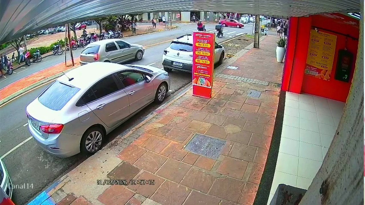 Idosa é atropelada na faixa e motorista foge sem prestar socorro em Arapongas