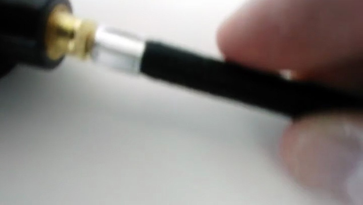 Pompe à Vélo, Mini Pompe Vélo à Main Portable,100PSI Pompe à Main Cyclisme en Alliage d’Aluminium avec Aiguille et Soutien v03