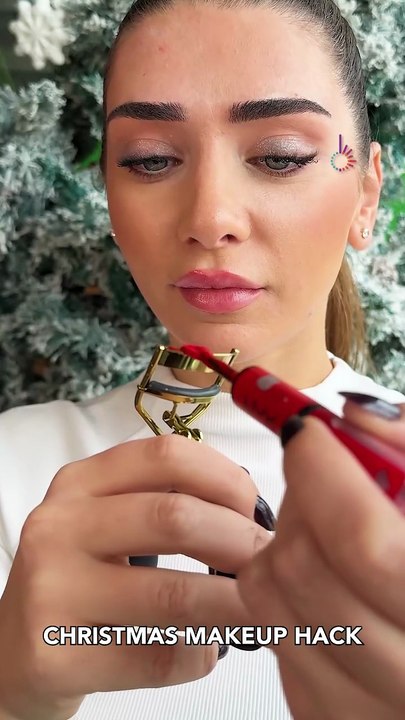 Extra festive Christmas makeup ideas🎅✨