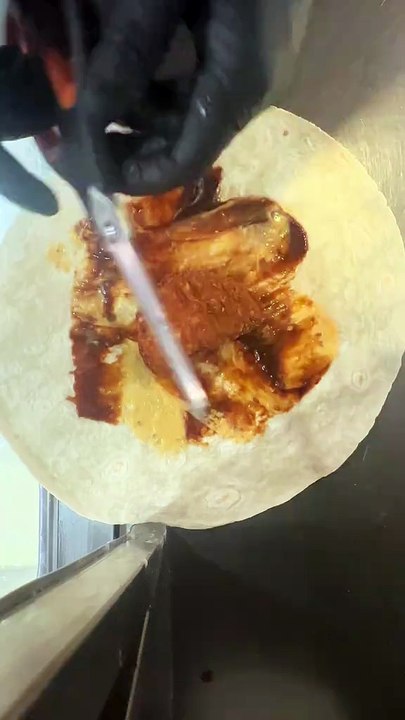 Vous Préférez un Classique ou Gratiné !! French Tacos Viande & Frites & Sauce Gruyère. #BR3 #Tacos #Foodie #Foodlover #Eat