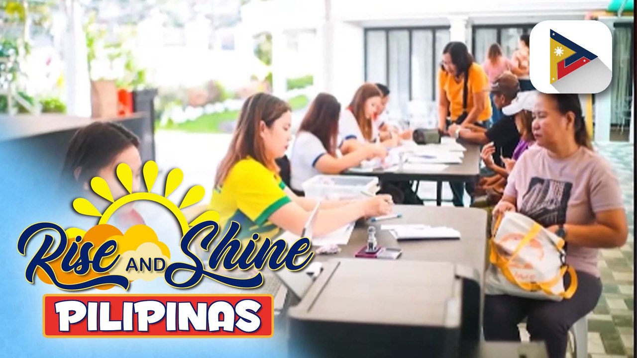 DSWD, nagbigay ng tulong pinansyal sa mga pamilyang naapektuhan ng Bagyong #OpongPH noong 2025; higit 1,000 manggagawa sa turismo sa Bicol, nahatiran din ng tulong | ulat ni Connie Calipay ng PNA