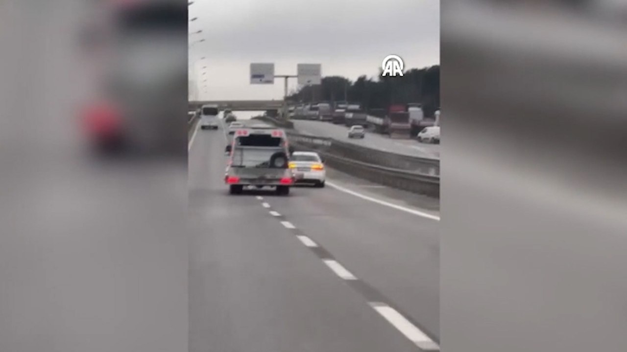 İstanbul’da trafikte şiddet: Çarpıp darp etti