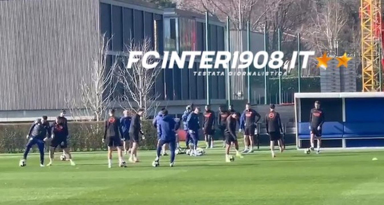 VIDEO FCIN1908 / L'Inter si allena in vista del Bodo: lo scambio Chivu-Sucic