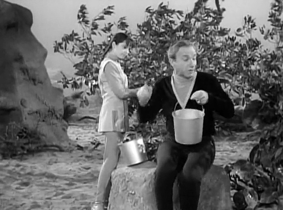 Lost in Space (1965) —S1 E26 - All That Glitters