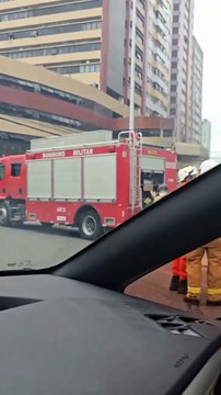 Princípio de incêndio em farmácia assusta clientes em Salvador; confira