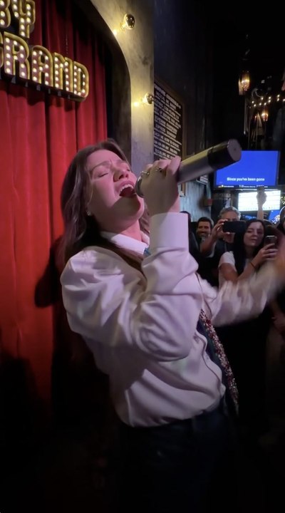 Kelly Clarkson, John Legend & Druski Sing 'Since U Been Gone' at Baby Grand