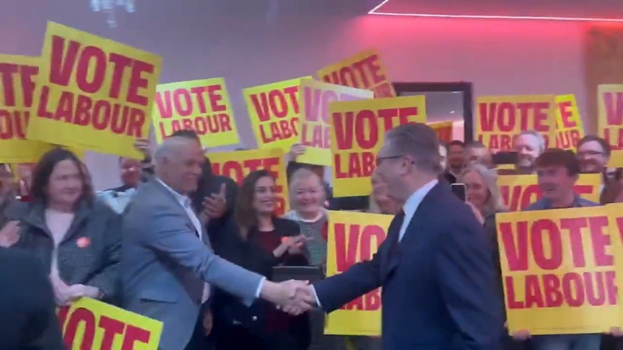 Keir Starmer pays an unexpected visit to Gorton and Denton ahead of Thursday’s by-election.