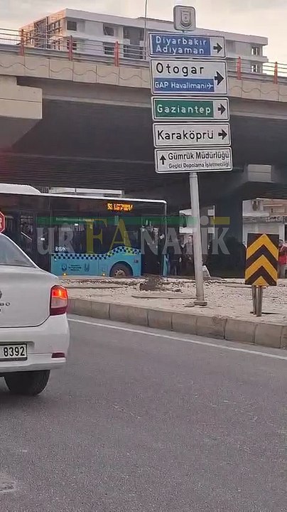 Şanlıurfa’da İftara Dakikalar Kala Yol Verme Kavgası Kamerada