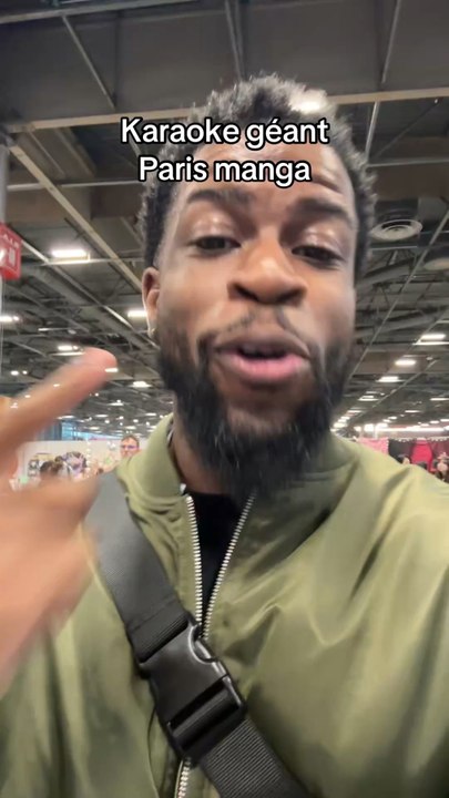 Le karaoke au Paris manga ! Vrai chanteur 😂