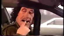 [ Les guignols de l'info ] Rambo (sylvester Stalone) essaie de démarrer sa voiture (Try Not To Laugh Gags) (videogags)