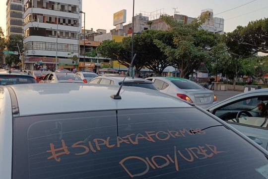 Choferes de plataformas pagarán impuestos locales en Chiapas; exigen apoyo de las empresas | VIDEO