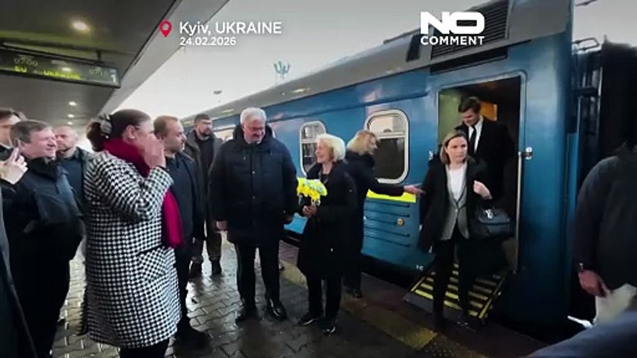 AB Komisyonu Başkanı von der Leyen Kiev'de: Rusya-Ukrayna savaşının 4. yılı