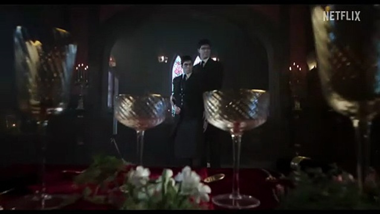 Wednesday bestätigt im ersten Teaser zu Staffel 3 eine neue Darstellerin