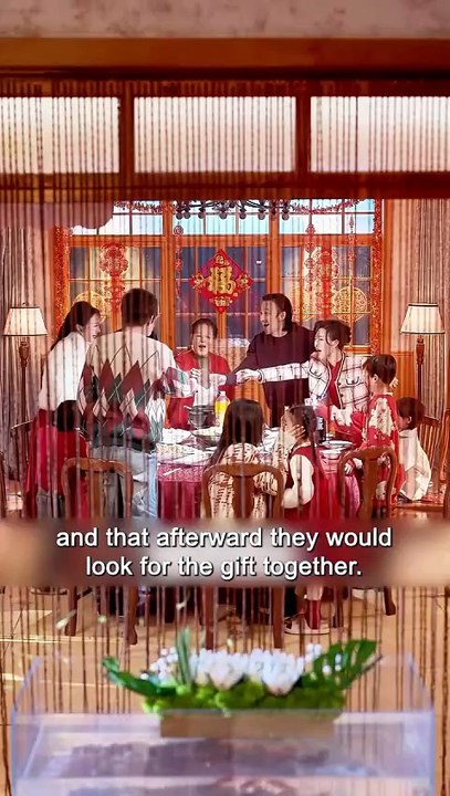 Grandma Gave Every Grandson a Red Envelope—Except One Girl… So Her Mom Did the Unthinkable!