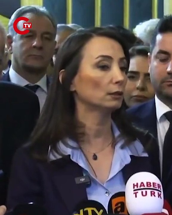 DEM Parti Eş Genel Başkanı Tülay Hatimoğulları ve Ahmet Türk TBMM’de soruları cevapladı.