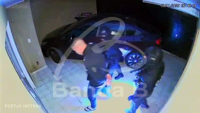 Falsos agentes do Gaeco invadem casa na CIC