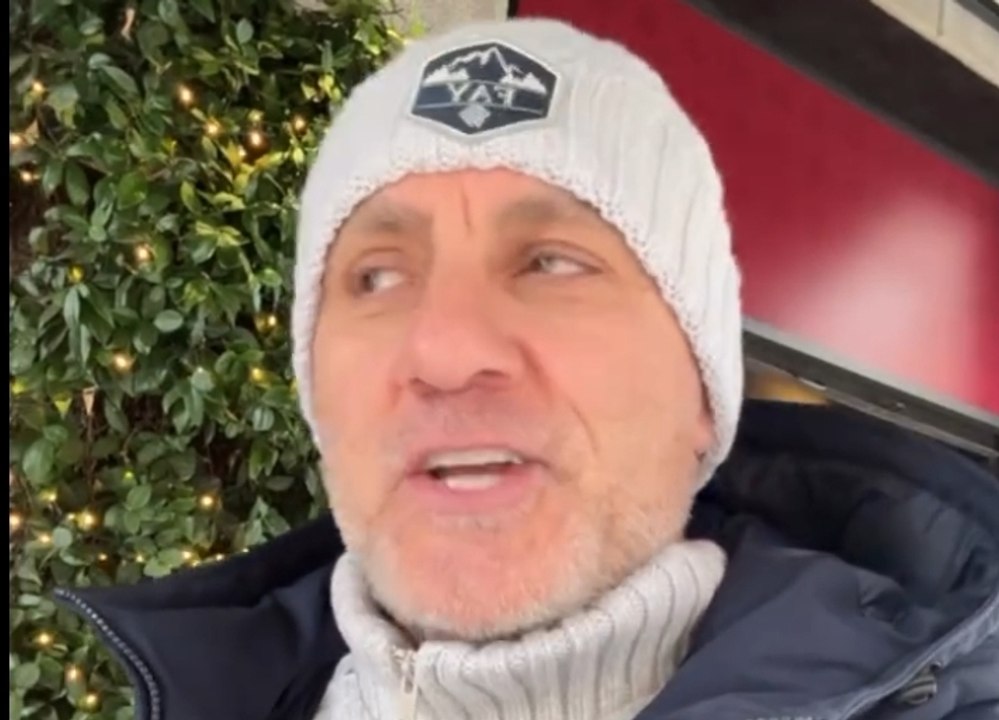 VIDEO / Vieri, quante risate per la giacca di Matri