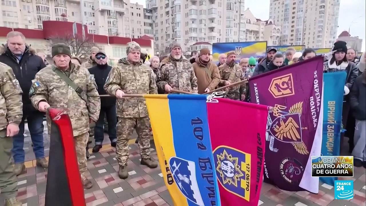 Cuatro años de guerra en Ucrania: Zelenski agradece ayudas de aliados, pero pide más armas