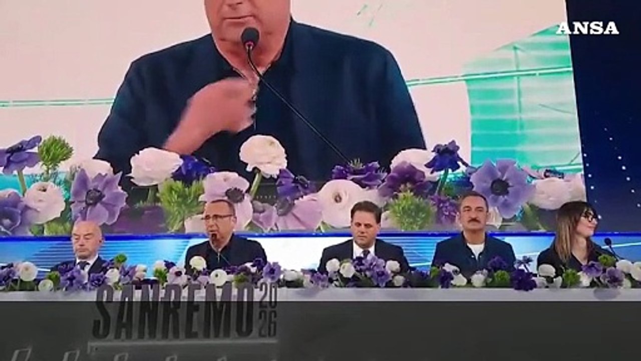 Il direttore artistico a Sanremo: "Non mi abbatto se gli ascolti calano"