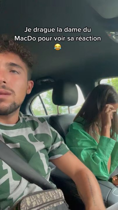 Écoutez la fin « mais elle est vraiment comment ça dans la vraie vie? » 😂😂😂