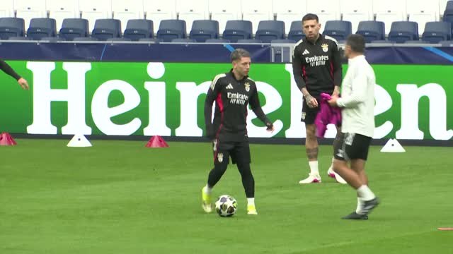 Benfica - Suspendus, Mourinho et... Prestianni présents à l'entraînement de veille de match !