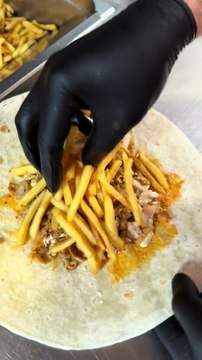 French Tacos Viande Escalope & Kebab Gratiné Raclette & Lardons. #BR3 #tacos #FrenchTacos #eating #halal