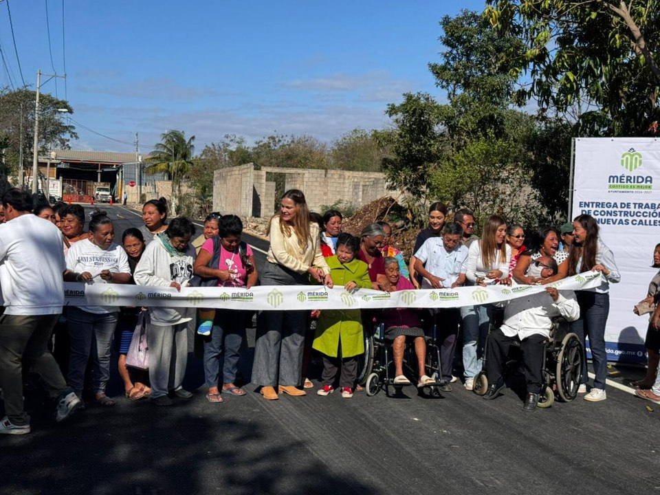 Cecilia Patrón encabeza megaoperativo de limpieza en San Luis Sur Dzununcán en Mérida