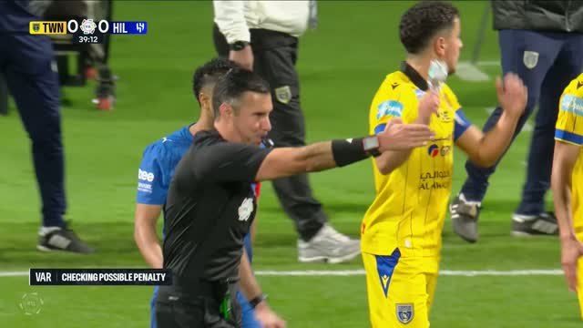 Al Hilal miss chance to go top after tale of two penalties