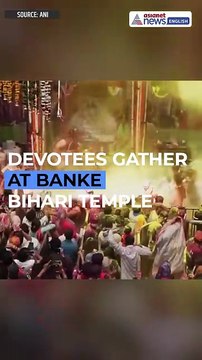 Holi Utsav at Shri Banke Bihari Temple in Vrindavan | WATCH