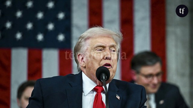 Donald Trump se sent obligé de féliciter des athlètes féminines au risque d'être destitué