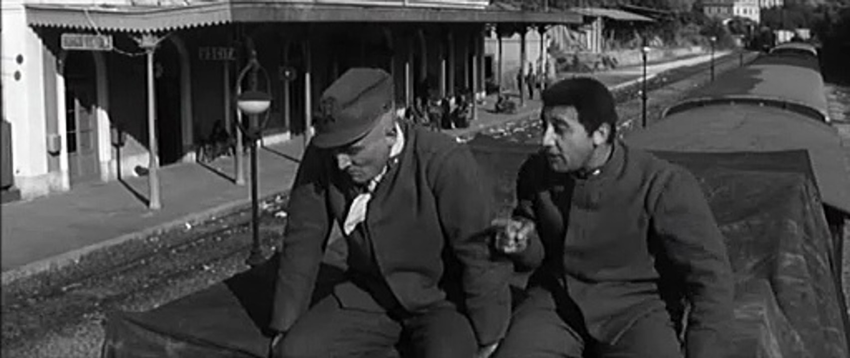 la grande guerra 1.PARTE - La grande guerra - Un film di Mario Monicelli. Con Vittorio Gassman, Alberto Sordi, Bernard Blier, Folco Lulli, Silvana Mangano, Nicola Arigliano.