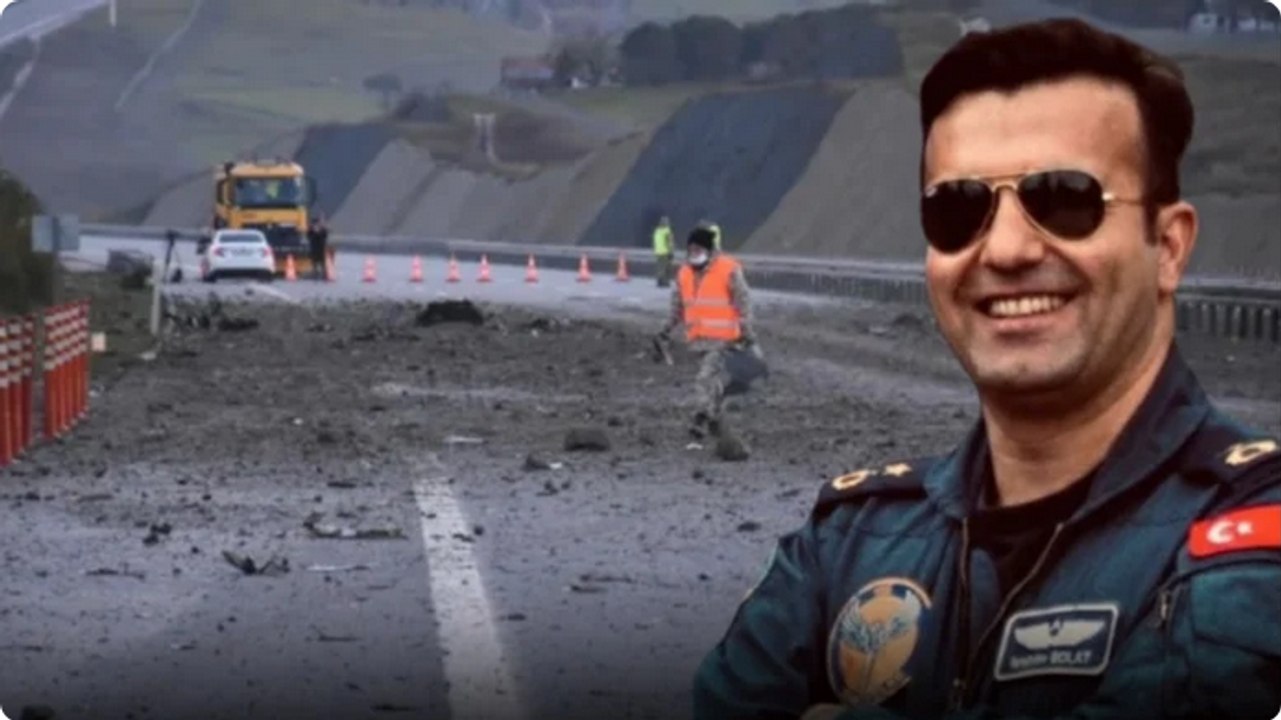 Balıkesir’de kaza kırıma uğrayan F-16 uçağının enkazı kaldırılıyor