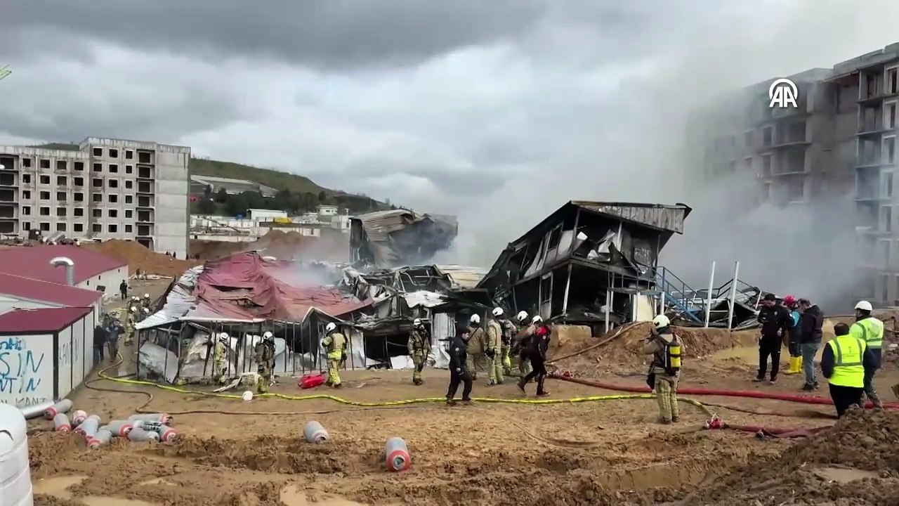Tuzla'da işçi konteynerinde yangın