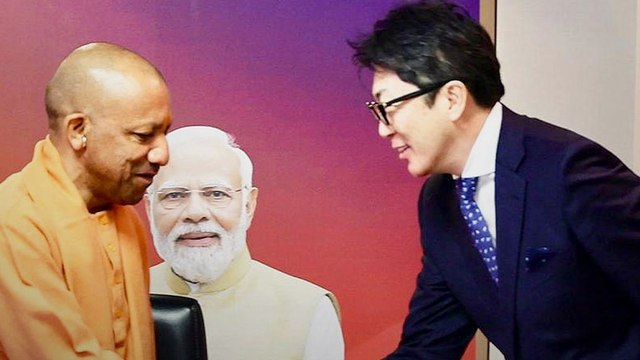Japan के Tokyo में CM Yogi, हुआ गर्मजोशी से स्वागत