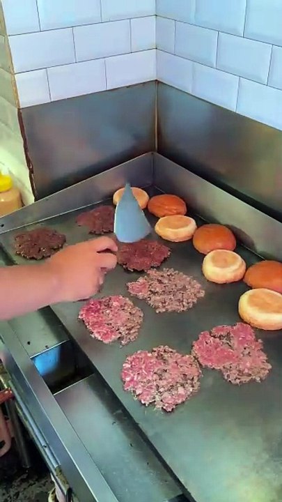Rich Cheese Hamburger🍔