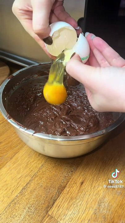 Fluffiger schokoladenkuchen