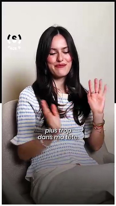 « Écrire des chansons me permet de mettre des mots sur mes émotions et de ranger mes problèmes dans une boîte, pour qu'ils ne soient plus dans ma tête. » Révélée au grand public lors de son passage à la Star Academy, Jeanne se confie sur son rapport à l'