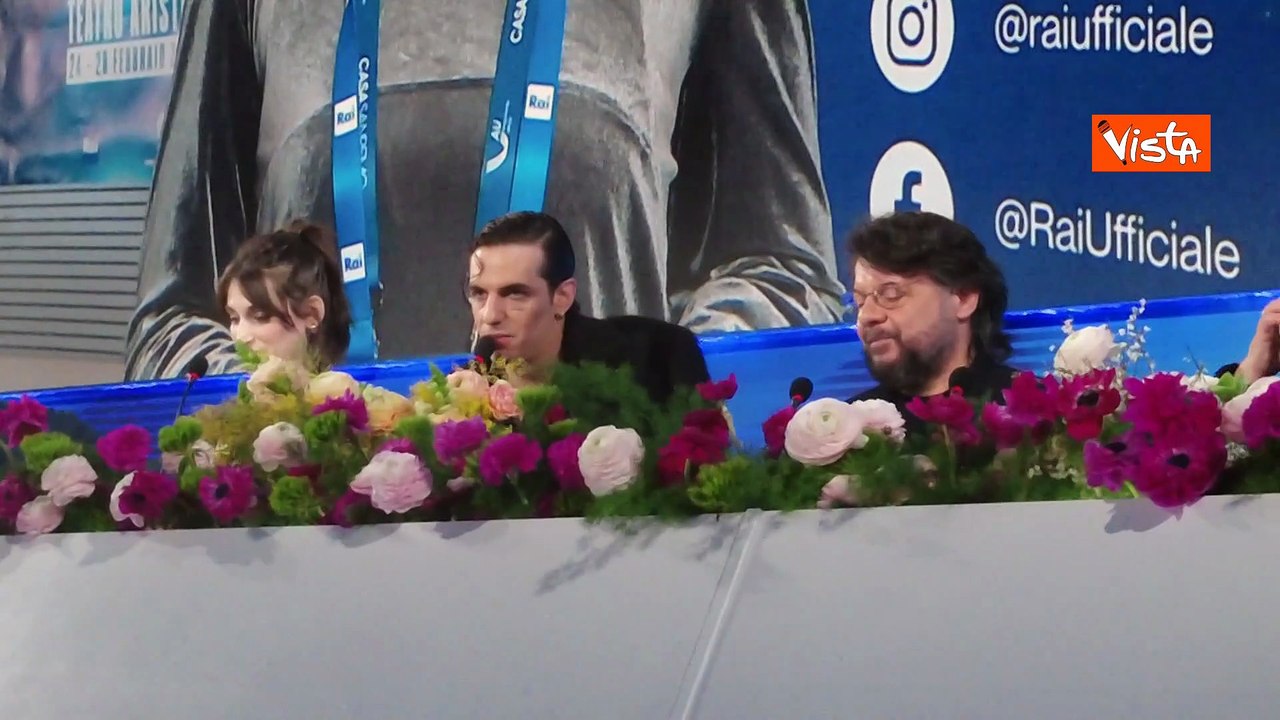 Achille Lauro: Farò follie sul palco? Non farò sgambetti a Carlo sul palco