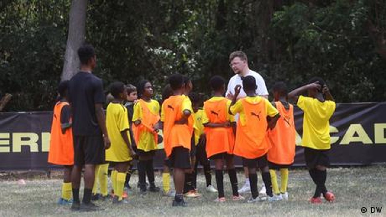 Fußball-Profis von morgen: BVB-Akademie in Ghana