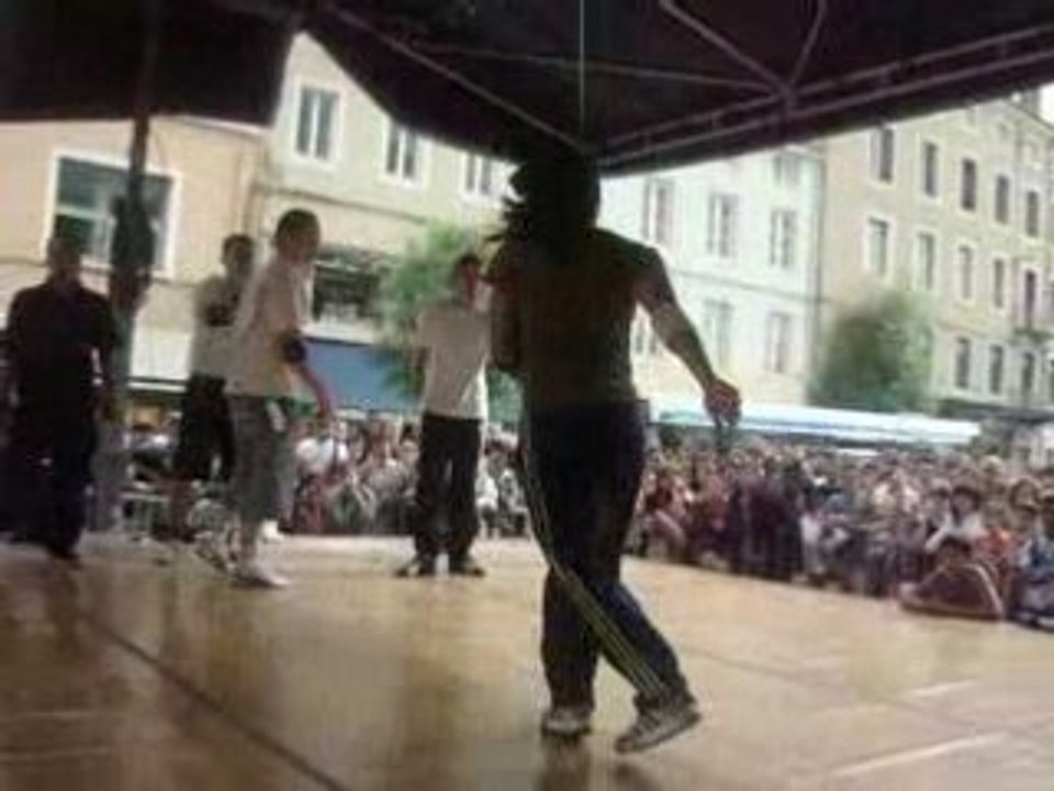 MOV09838