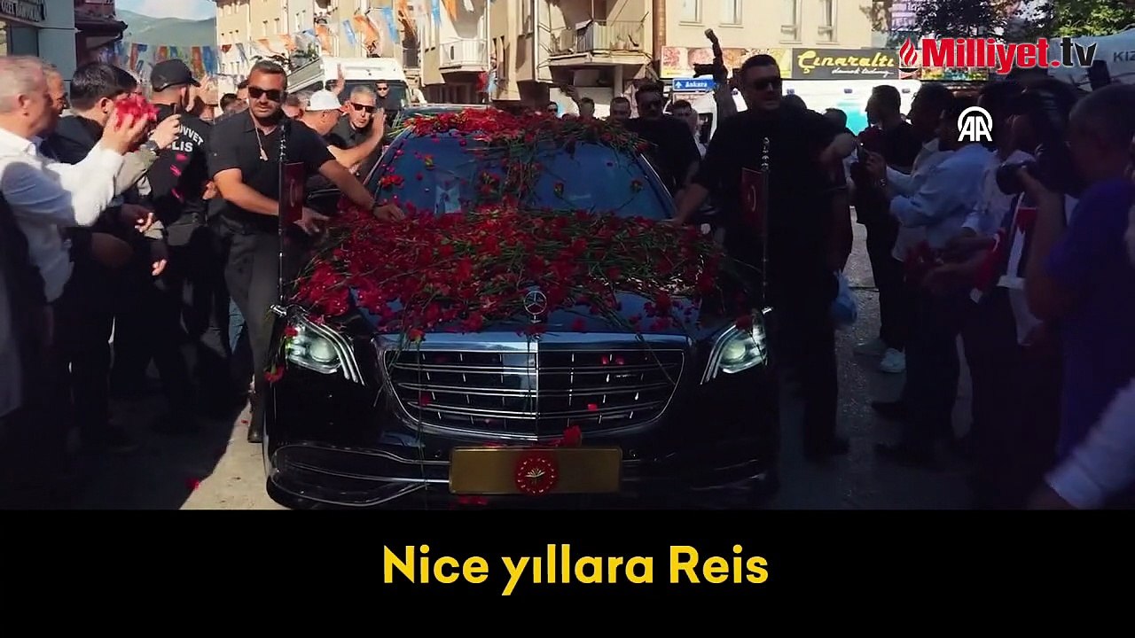 AK Parti'den Cumhurbaşkanı Erdoğan'ın doğum gününe özel şarkı: Nice Yıllara Reis