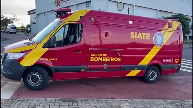 Colisão entre motos deixa homem e mulher feridos na Avenida Piquiri