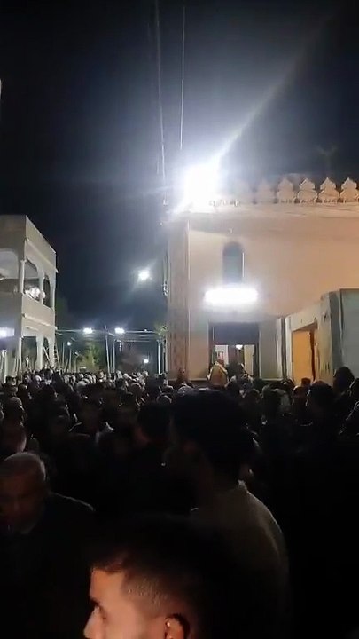 مباشر الآن | نجع حمادي تودع شيخ الإذاعيين فهمي عمر في جنازة مهيبة